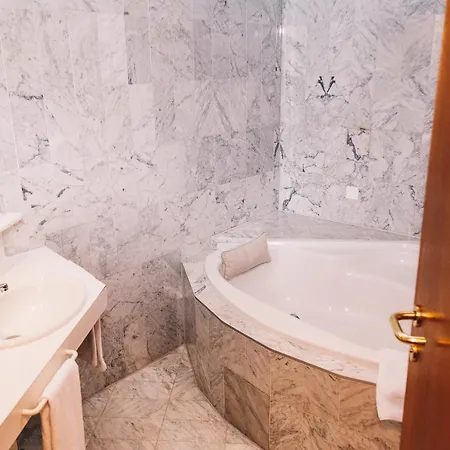 Paul's Κνίτελφελντ